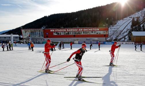 Langlaufen im Stadion in Ramsau am Dachstein © Herbert Raffalt